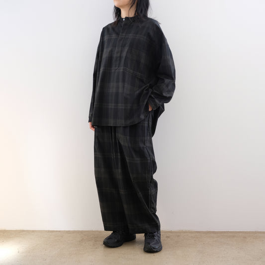 Ink Black Madras Pullover Blouse - Black x Brown